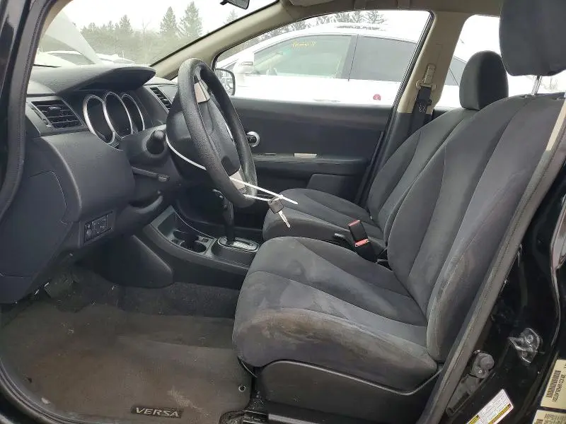 2011 NISSAN VERSA 1.6 BASE  