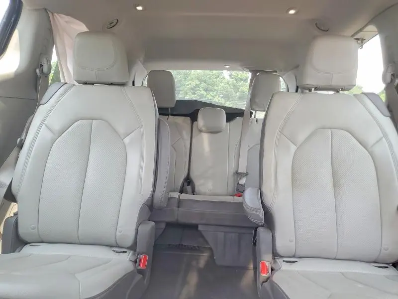 2017 CHRYSLER PACIFICA TOURING L PLUS  