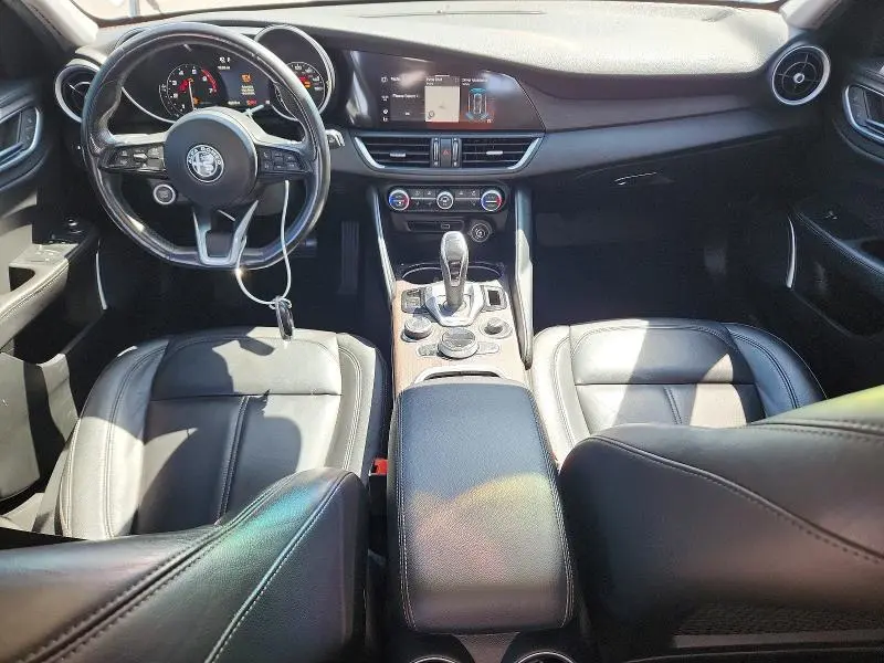 2021 ALFA ROMEO GIULIA TI  
