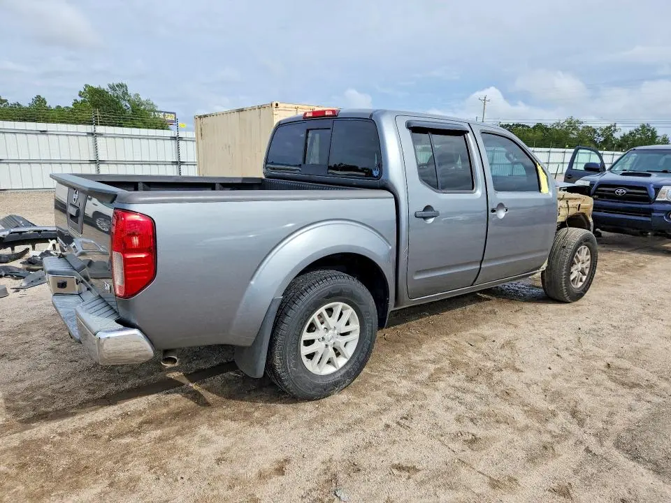 2018 NISSAN FRONTIER SV  