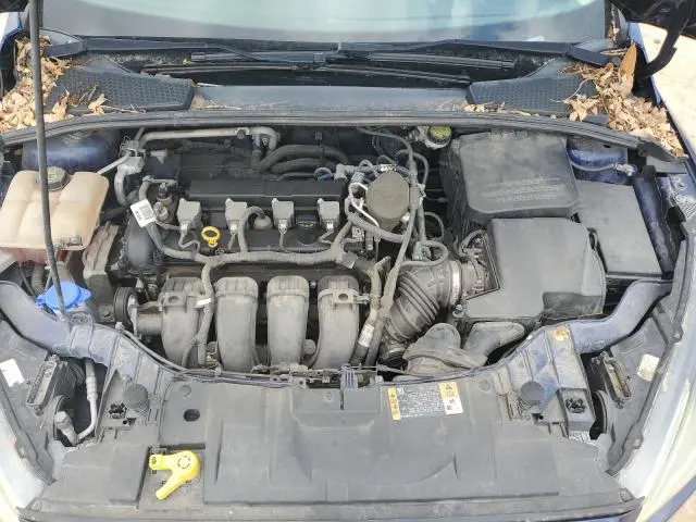 2016 FORD FOCUS SE  