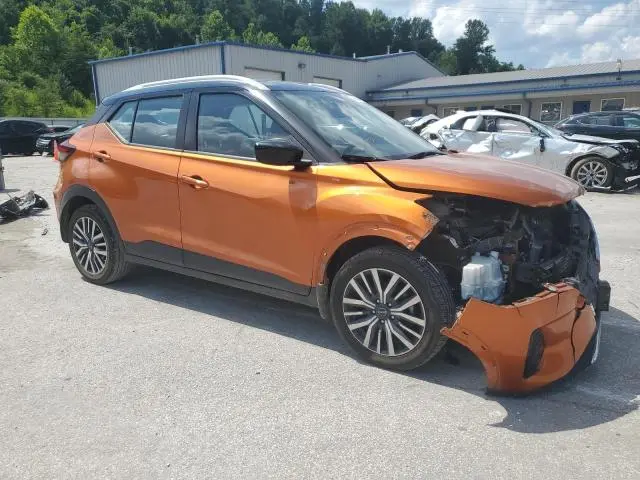 2022 NISSAN KICKS SV  