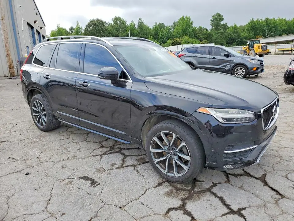 2017 VOLVO XC90 T5  
