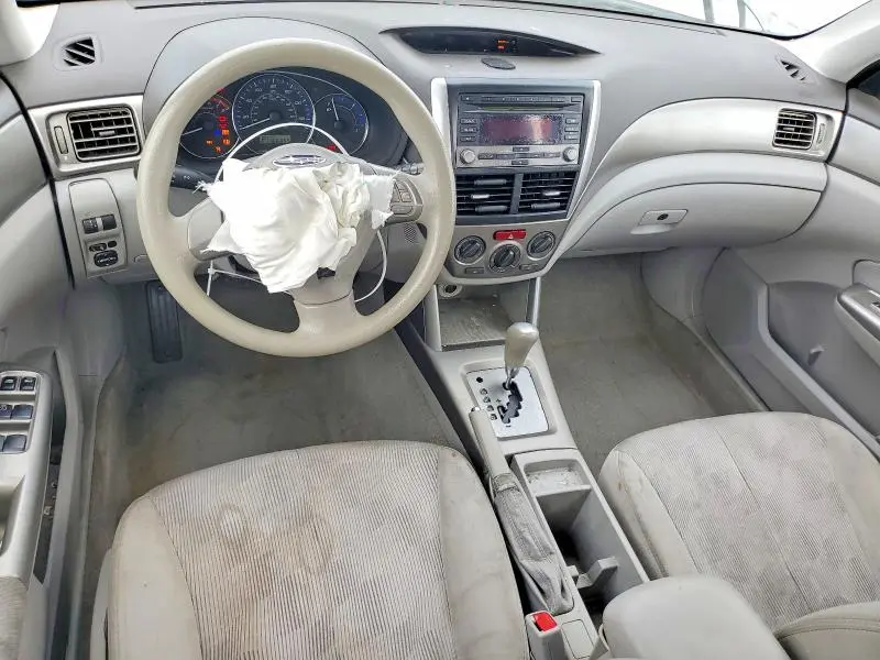 2010 SUBARU FORESTER XS  