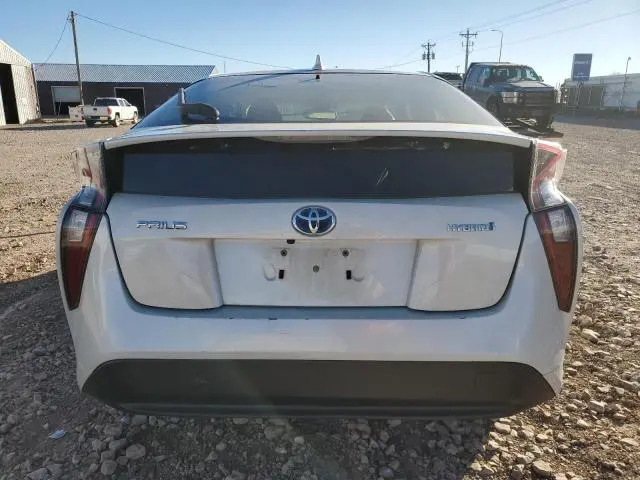 2016 TOYOTA PRIUS   