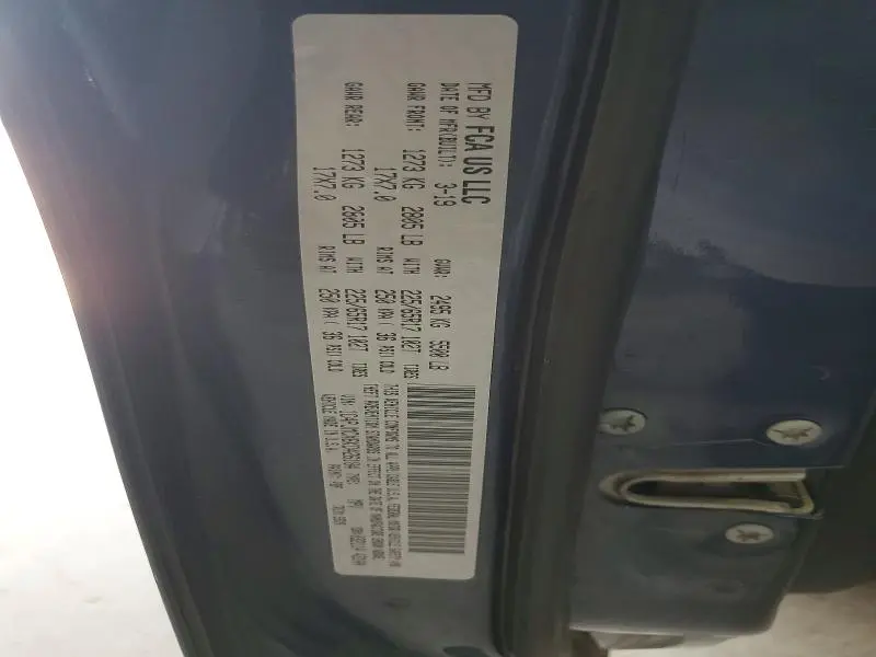 2019 JEEP CHEROKEE LATITUDE  