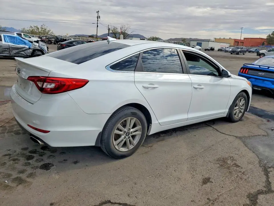 2016 HYUNDAI SONATA SE  