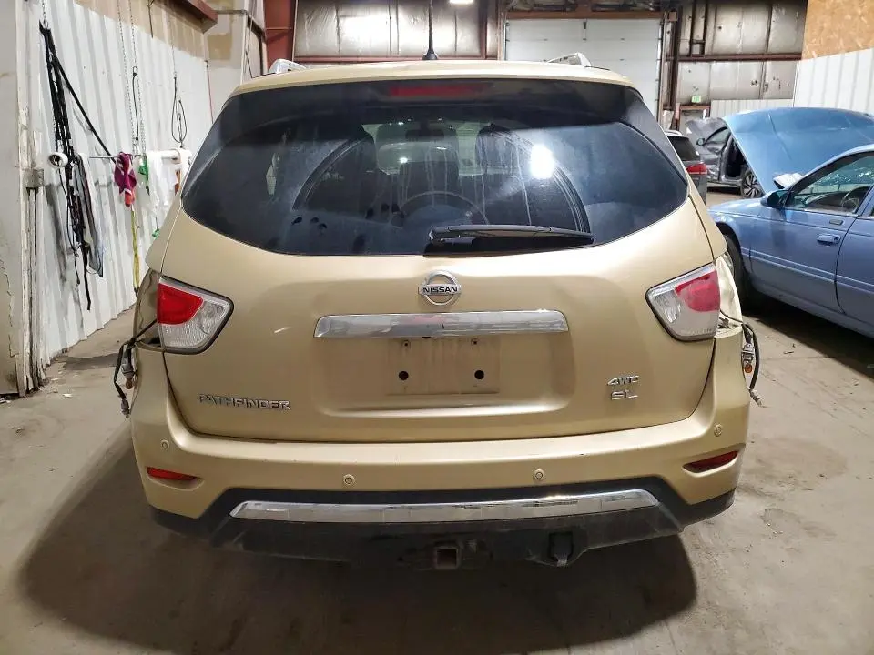 2013 NISSAN PATHFINDER S  
