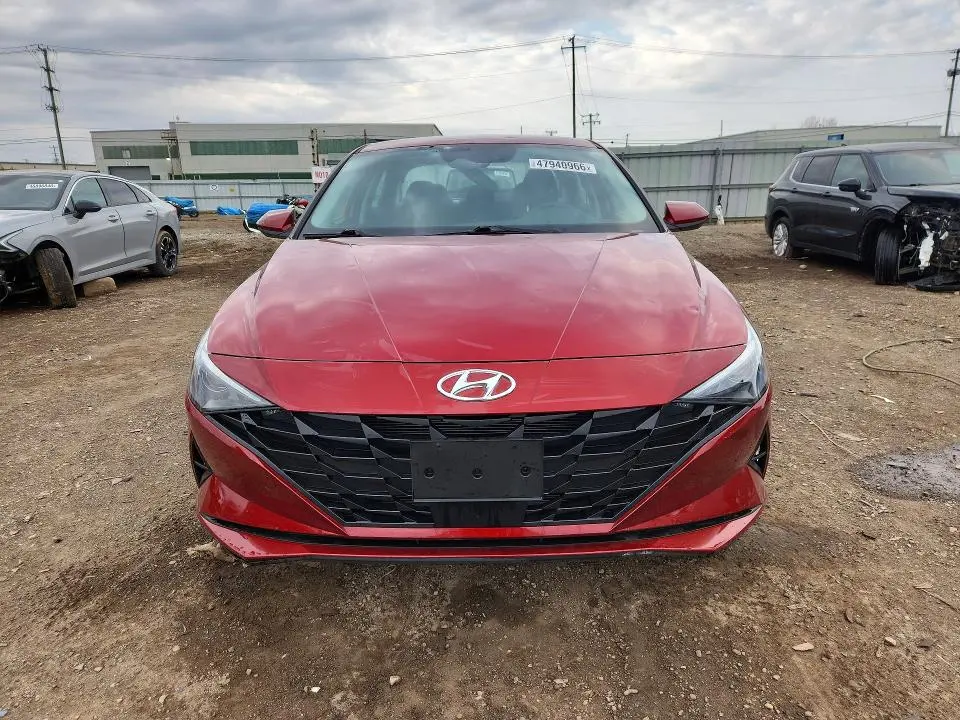 2023 HYUNDAI ELANTRA SEL  