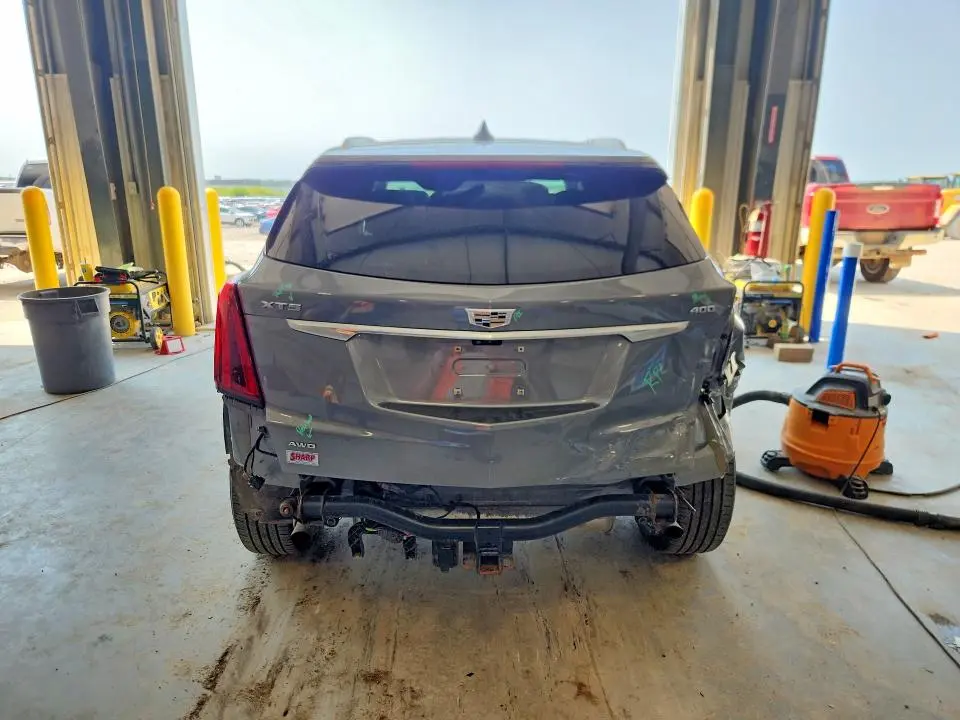 2021 CADILLAC XT5 PLATINUM PREMIUM LUXURY  