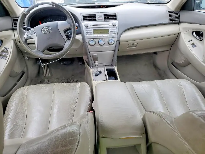 2010 TOYOTA CAMRY LE  