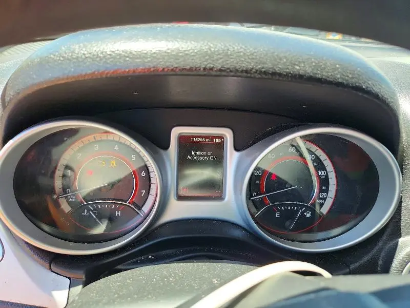 2020 DODGE JOURNEY SE  