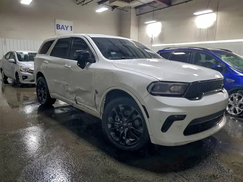 2022 DODGE DURANGO SXT  