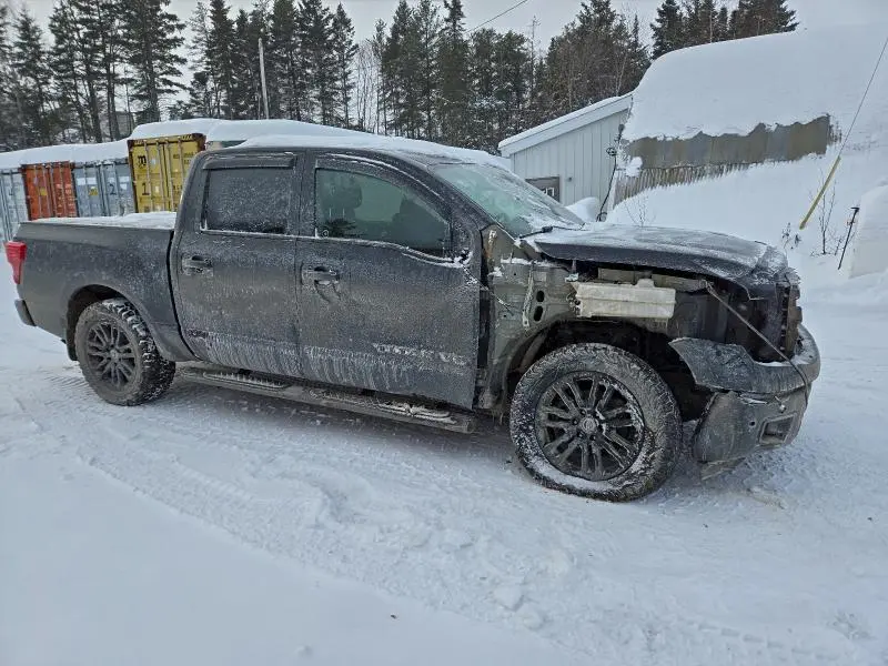 2019 NISSAN TITAN SV  