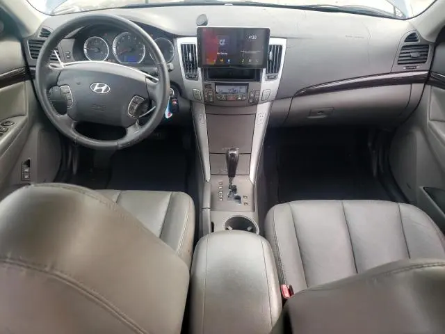 2010 HYUNDAI SONATA SE  