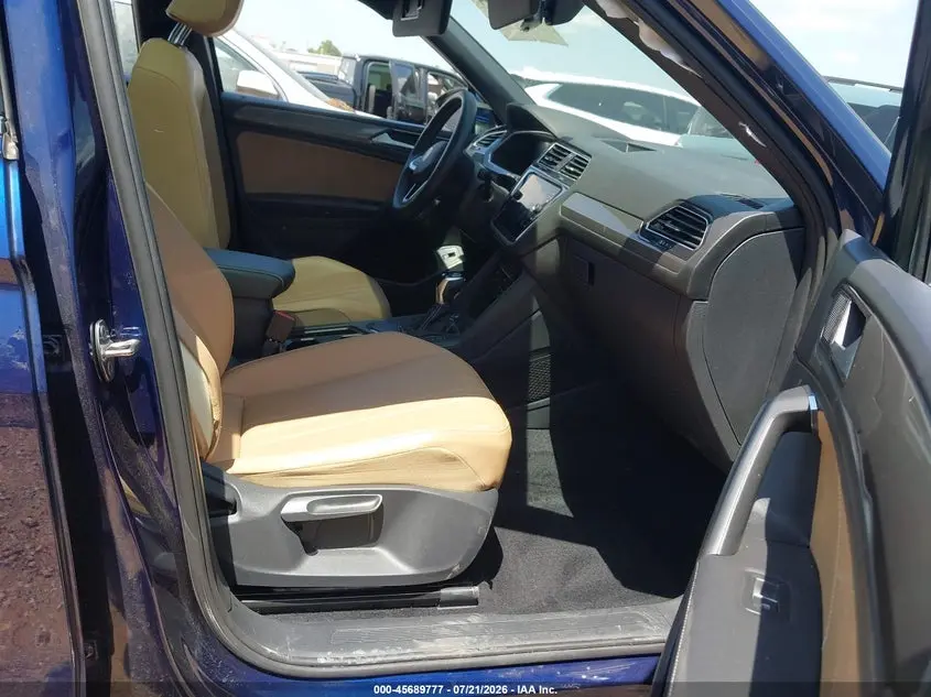 2022 VOLKSWAGEN TIGUAN 2.0T SE