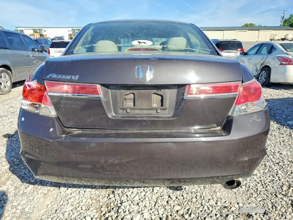2011 HONDA ACCORD LXP  