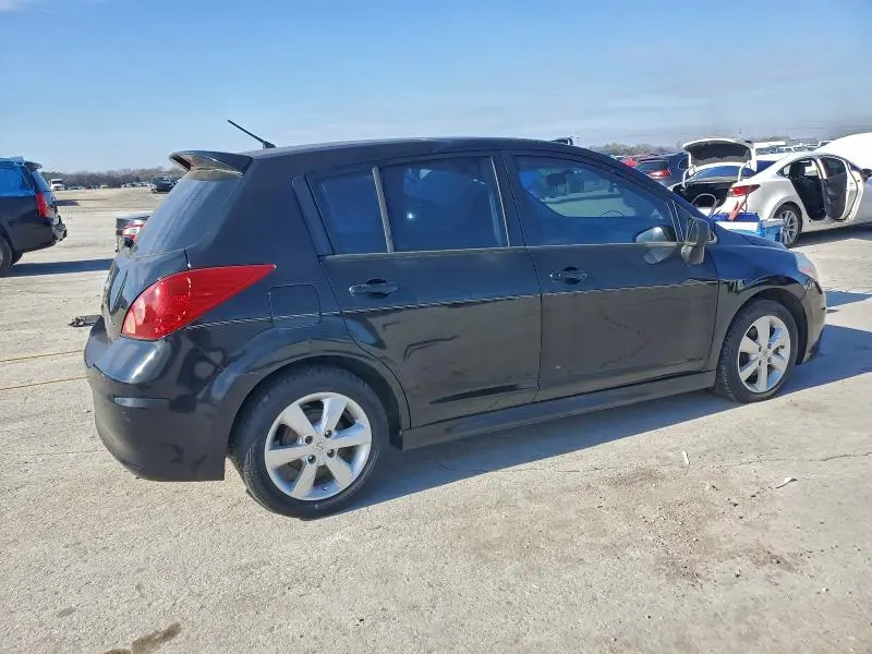 2011 NISSAN VERSA S  