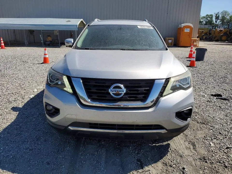 2017 NISSAN PATHFINDER SL  