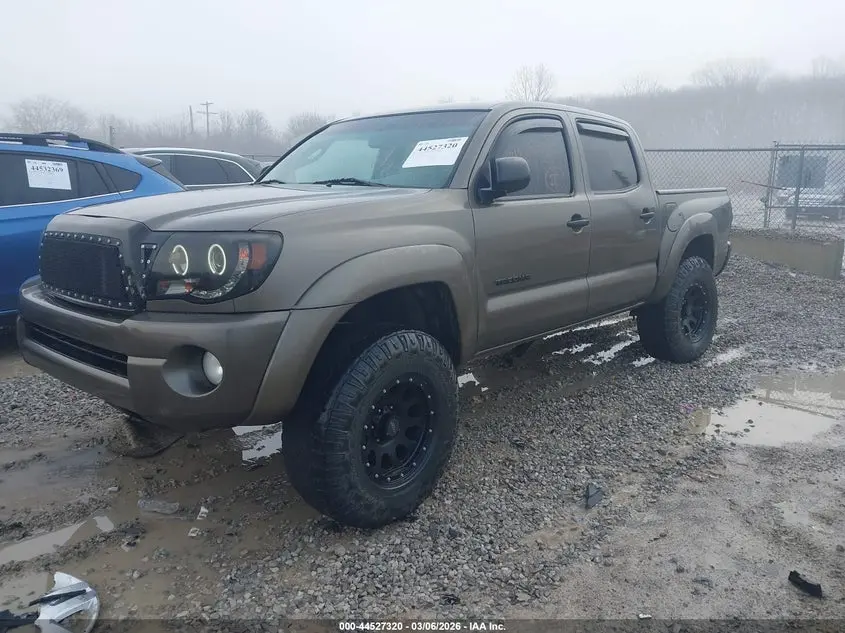2010 TOYOTA TACOMA BASE V6