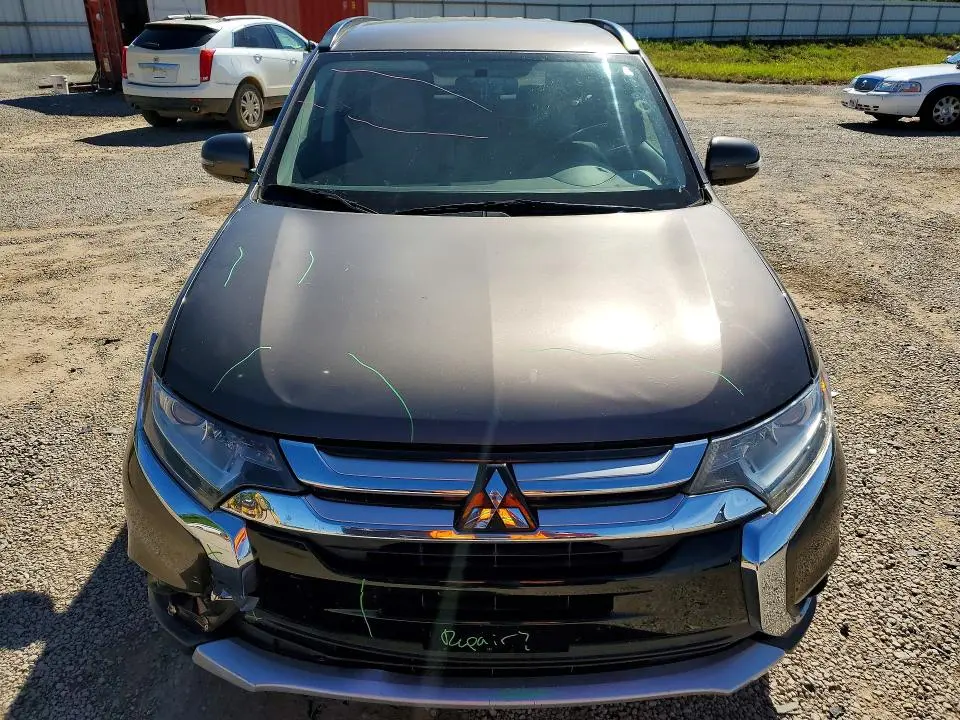 2016 MITSUBISHI OUTLANDER SE  