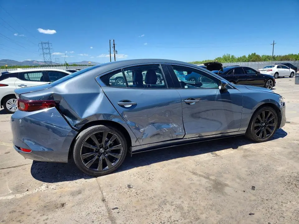 2022 MAZDA 3 PREFERRED  
