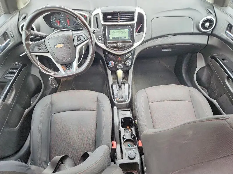 2017 CHEVROLET SONIC LT  