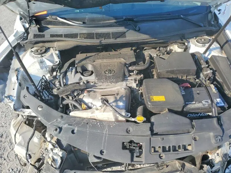 2012 TOYOTA CAMRY SE  