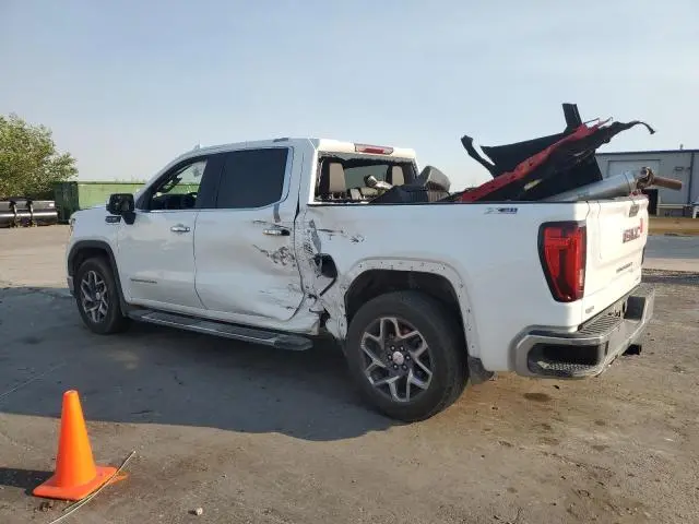 2022 GMC SIERRA K1500 SLT  