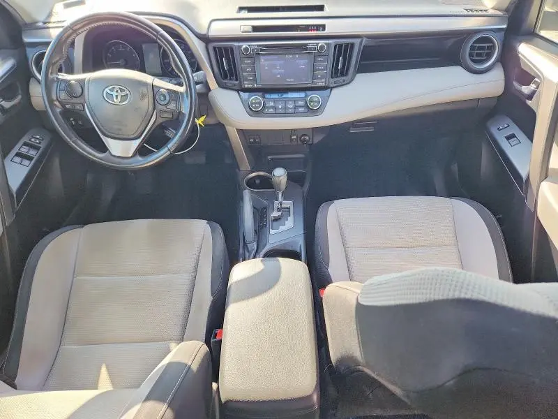 2017 TOYOTA RAV4 XLE  