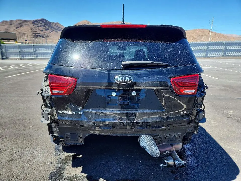 2020 KIA SORENTO S  