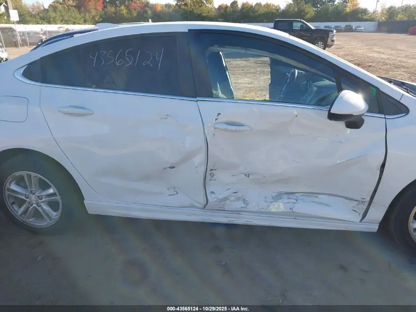 2017 CHEVROLET CRUZE LT AUTO