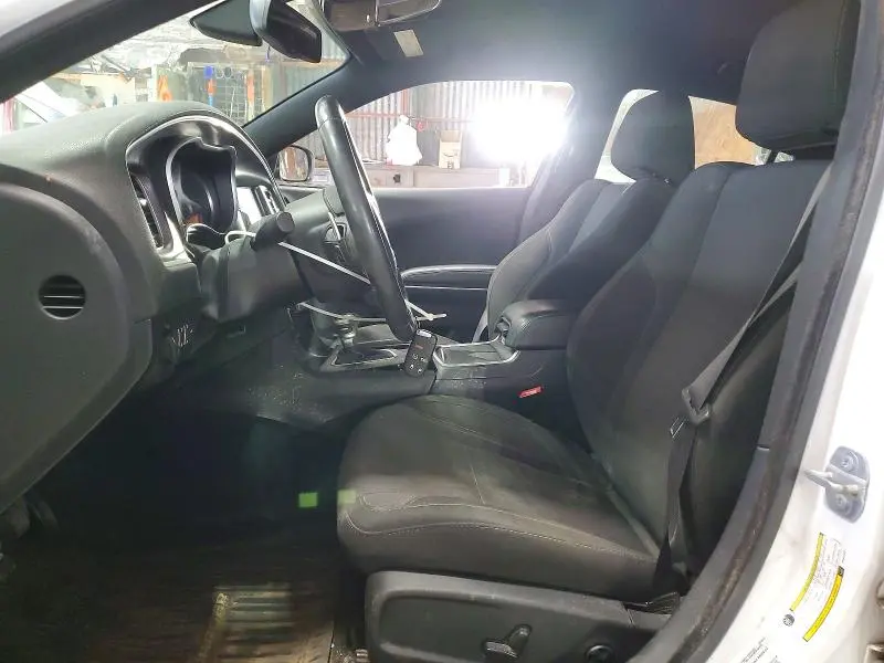 2015 DODGE CHARGER SXT  