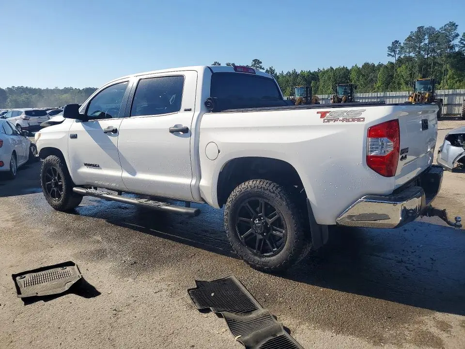 2019 TOYOTA TUNDRA SR5  