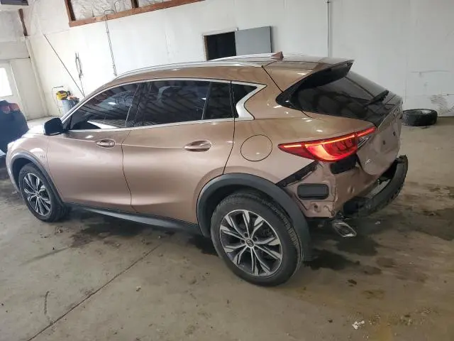 2017 INFINITI QX30 BASE  