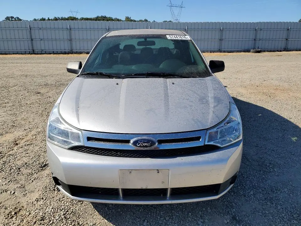 2010 FORD FOCUS SE  