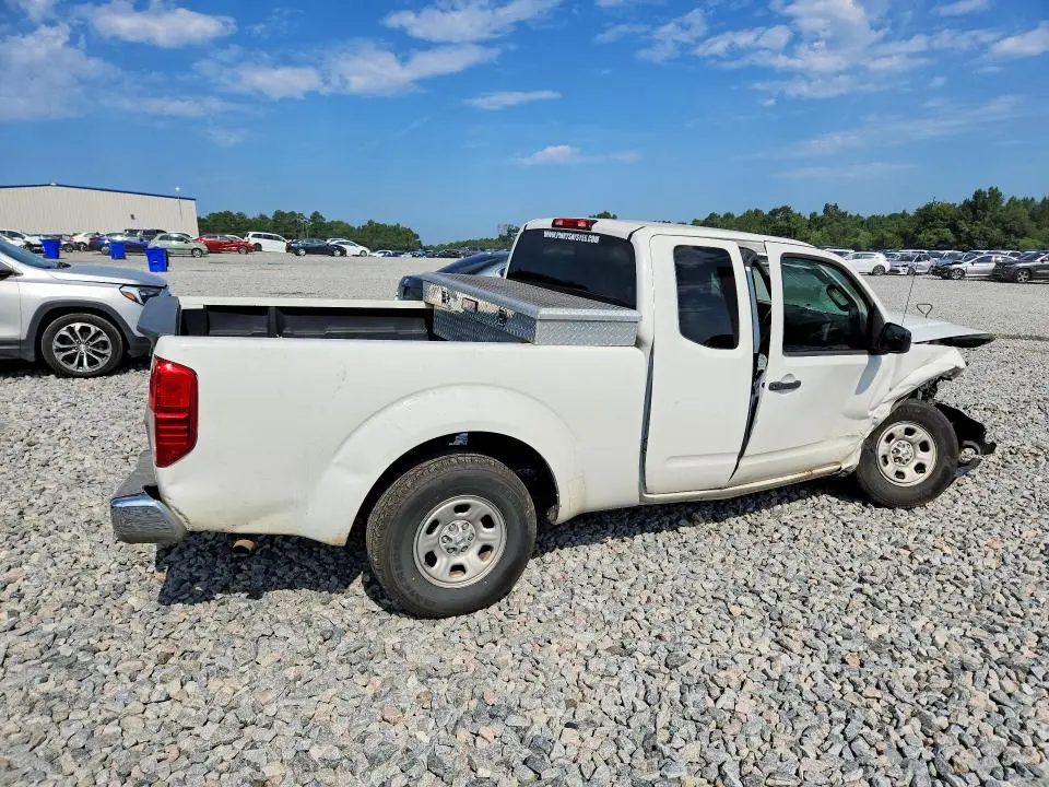 2016 NISSAN FRONTIER S  