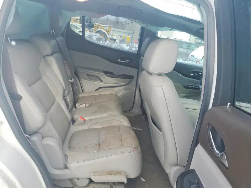 2017 GMC ACADIA SLT-1  