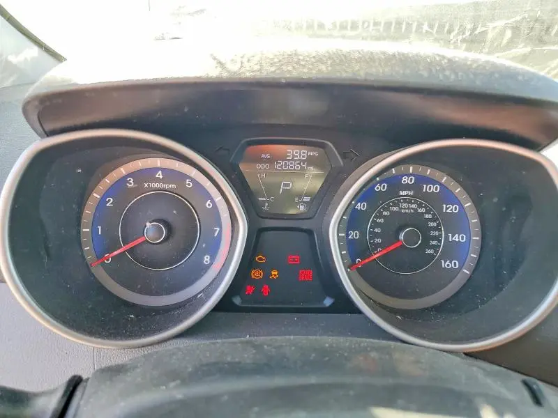 2013 HYUNDAI ELANTRA   