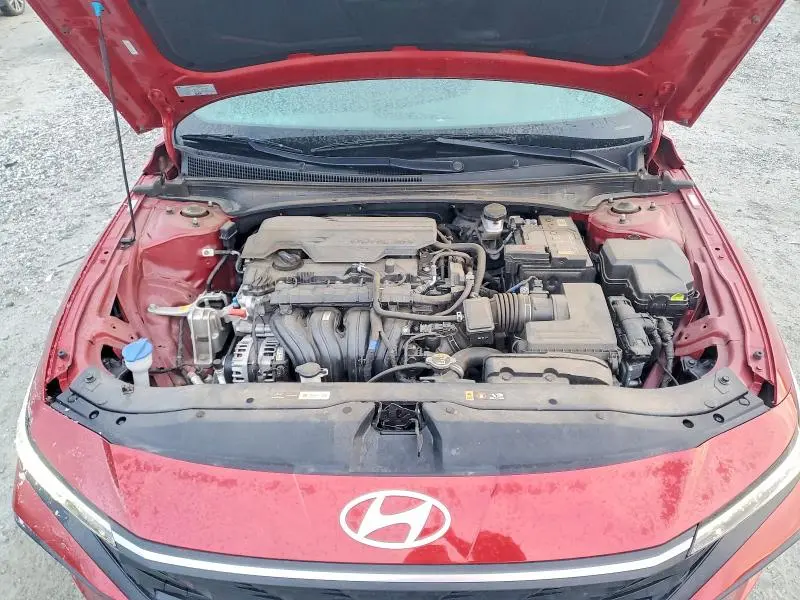 2024 HYUNDAI ELANTRA   