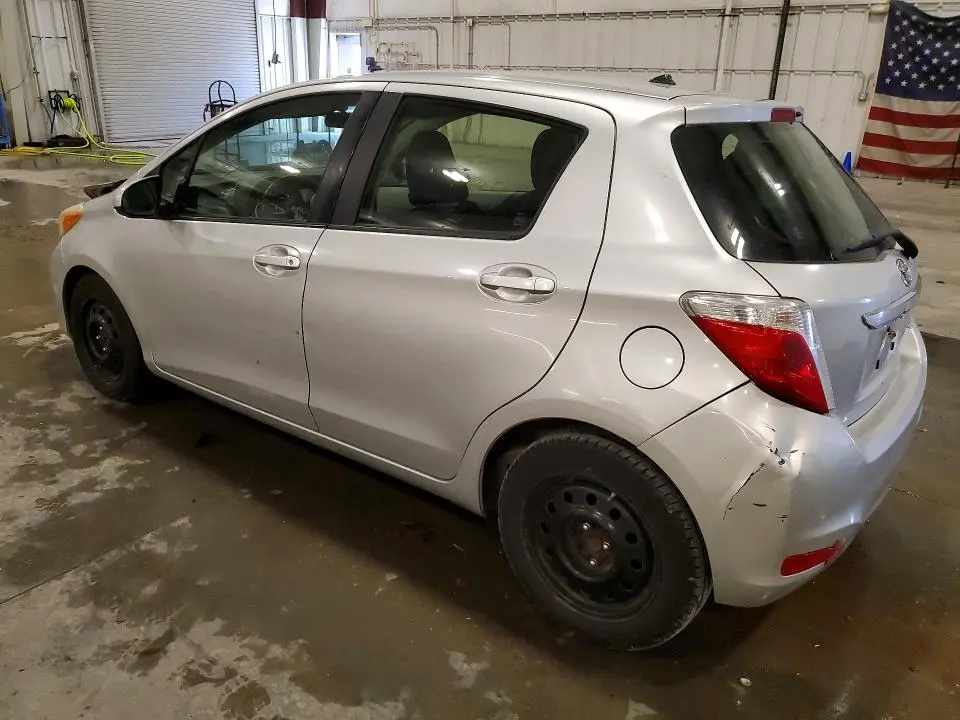 2012 TOYOTA YARIS 5-DOOR LE  