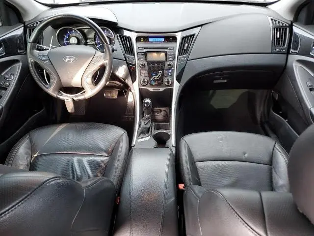 2013 HYUNDAI SONATA SE  