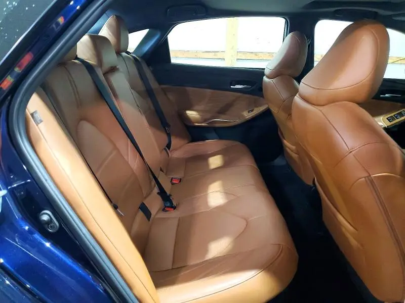 2021 TOYOTA AVALON LIMITED  