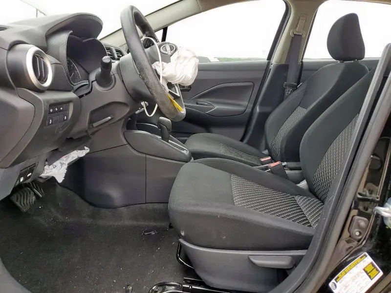 2024 NISSAN VERSA S  