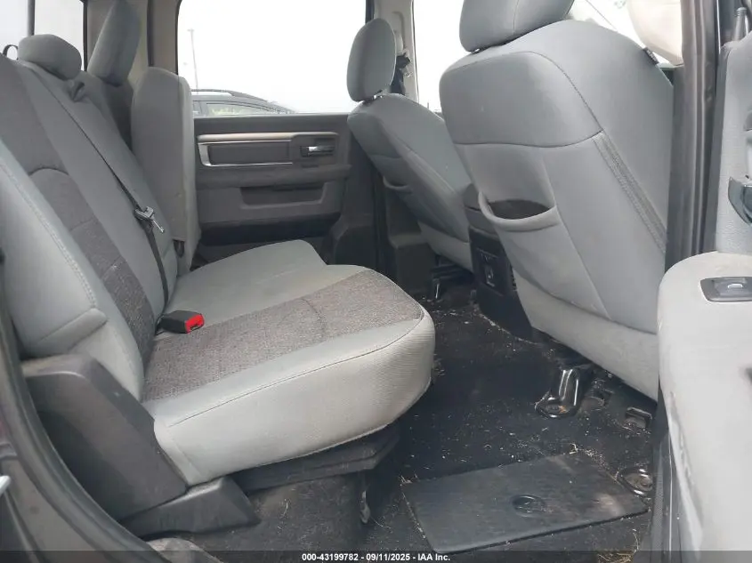 2015 RAM 1500 BIG HORN