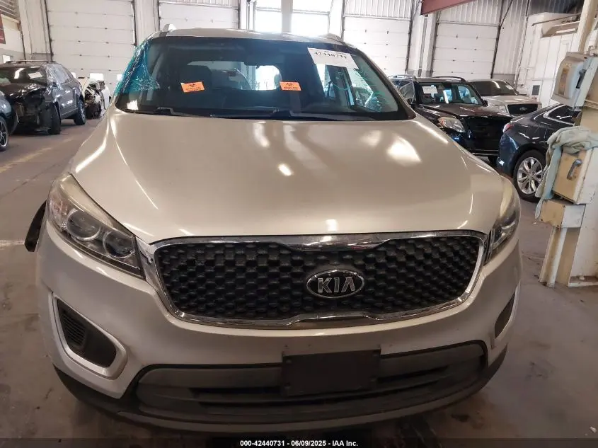 2017 KIA SORENTO 2.4L LX
