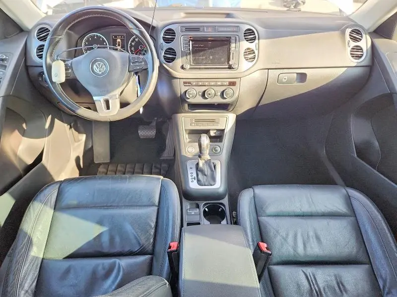 2017 VOLKSWAGEN TIGUAN SPORT  