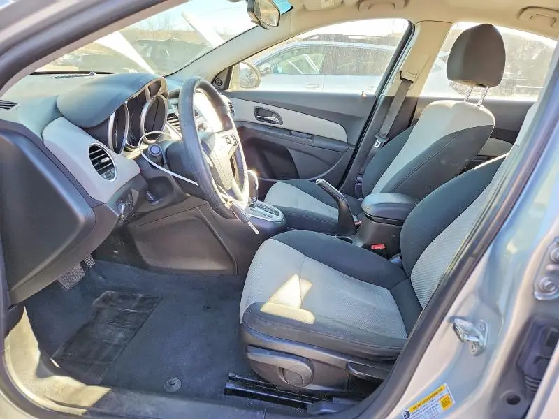 2011 CHEVROLET CRUZE LS  