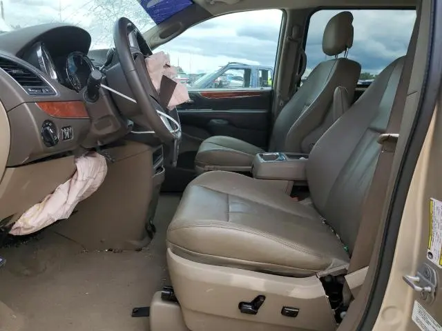 2013 CHRYSLER TOWN & COUNTRY TOURING  