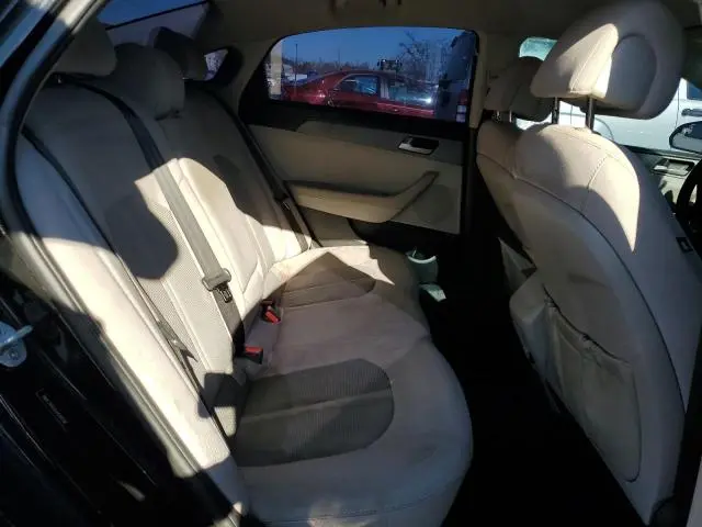 2017 HYUNDAI SONATA SE  